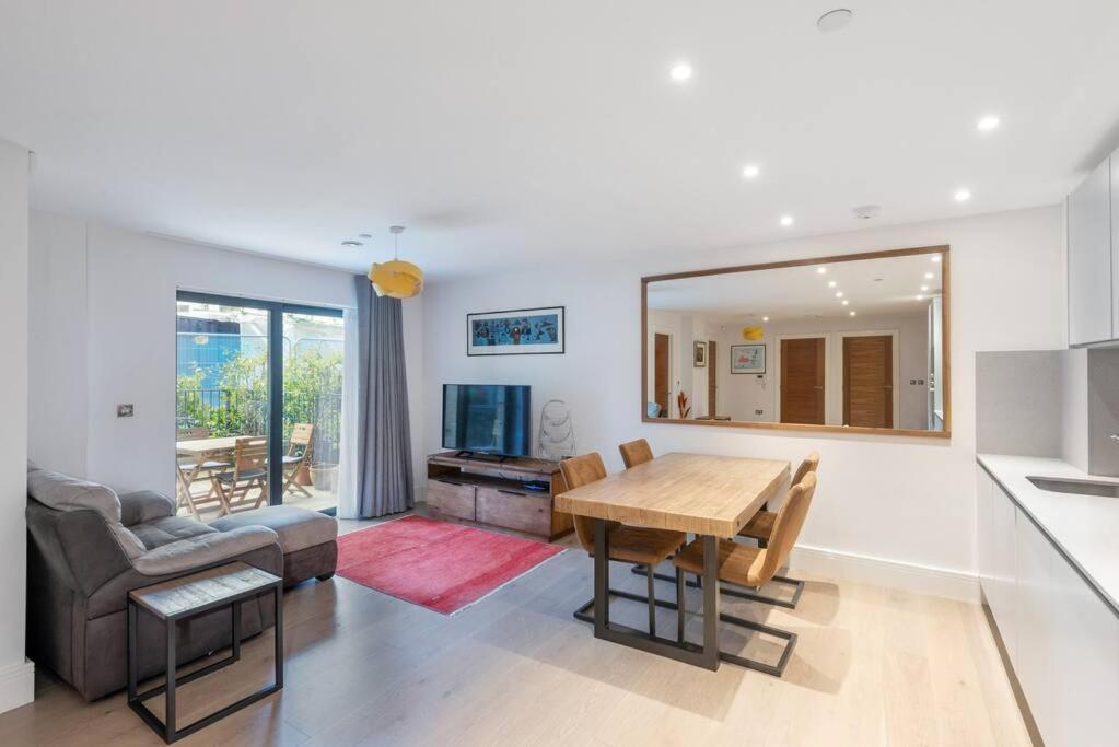 Stylish 2 Bed 2 Bath In Highgate & Free Parking Apartment London Luaran gambar