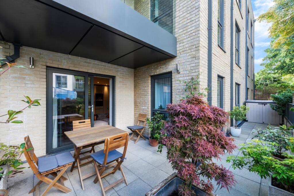 Stylish 2 Bed 2 Bath In Highgate & Free Parking Apartment London Luaran gambar